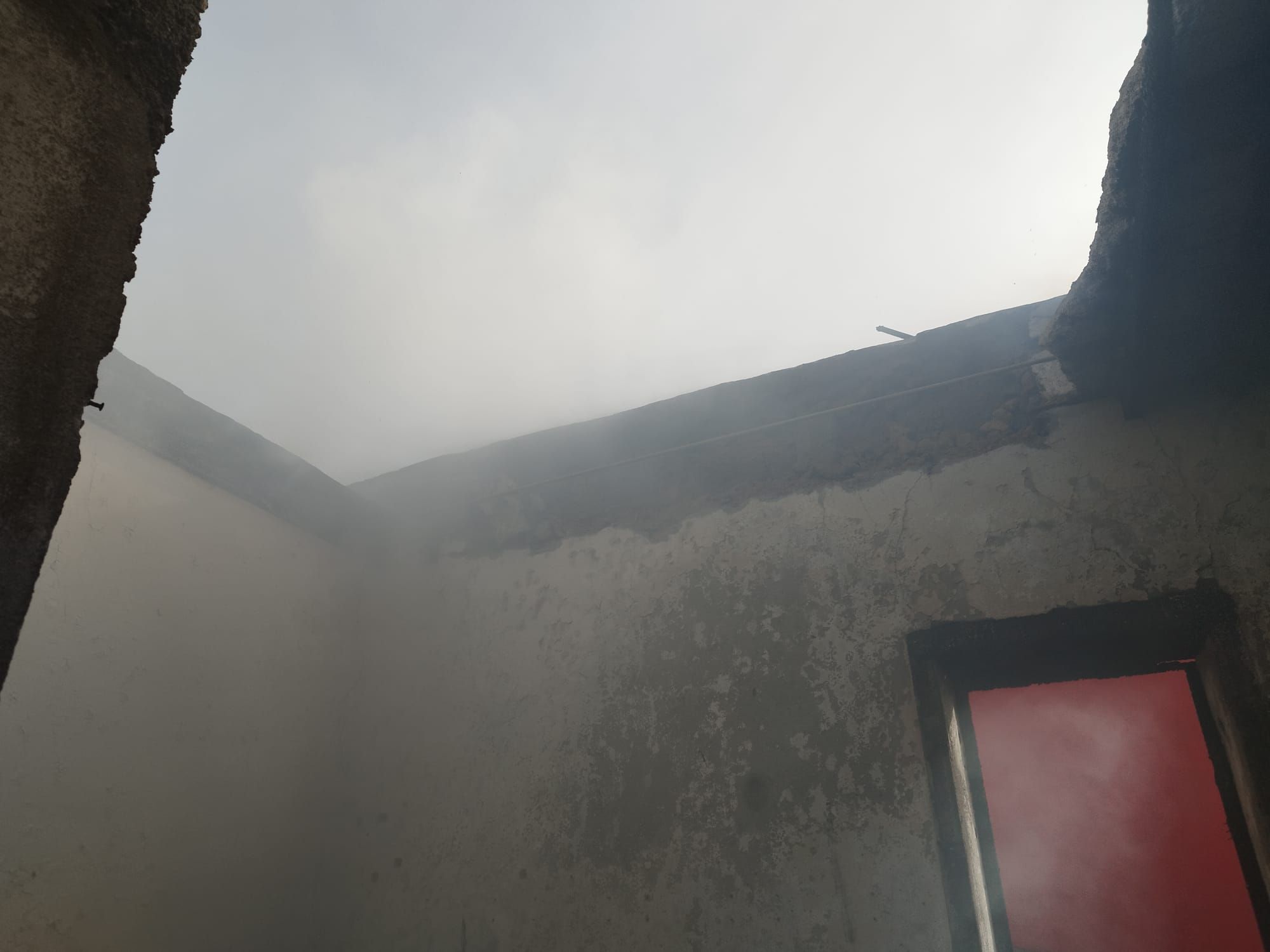 Incendio en una vivienda abandonada en Guía