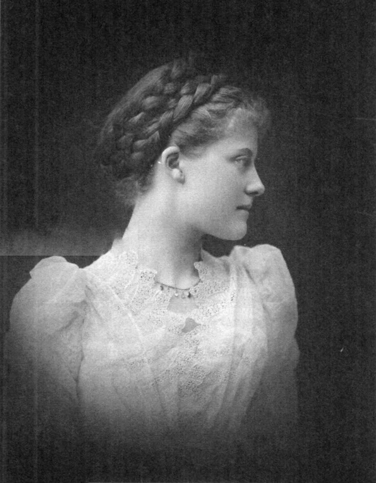 Luisa de Orleans.