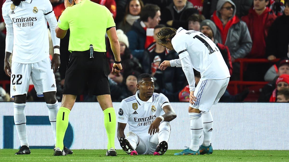 David Alaba tuvo que ser sustituido por Nacho antes de la media hora del Liverpool-Real Madrid