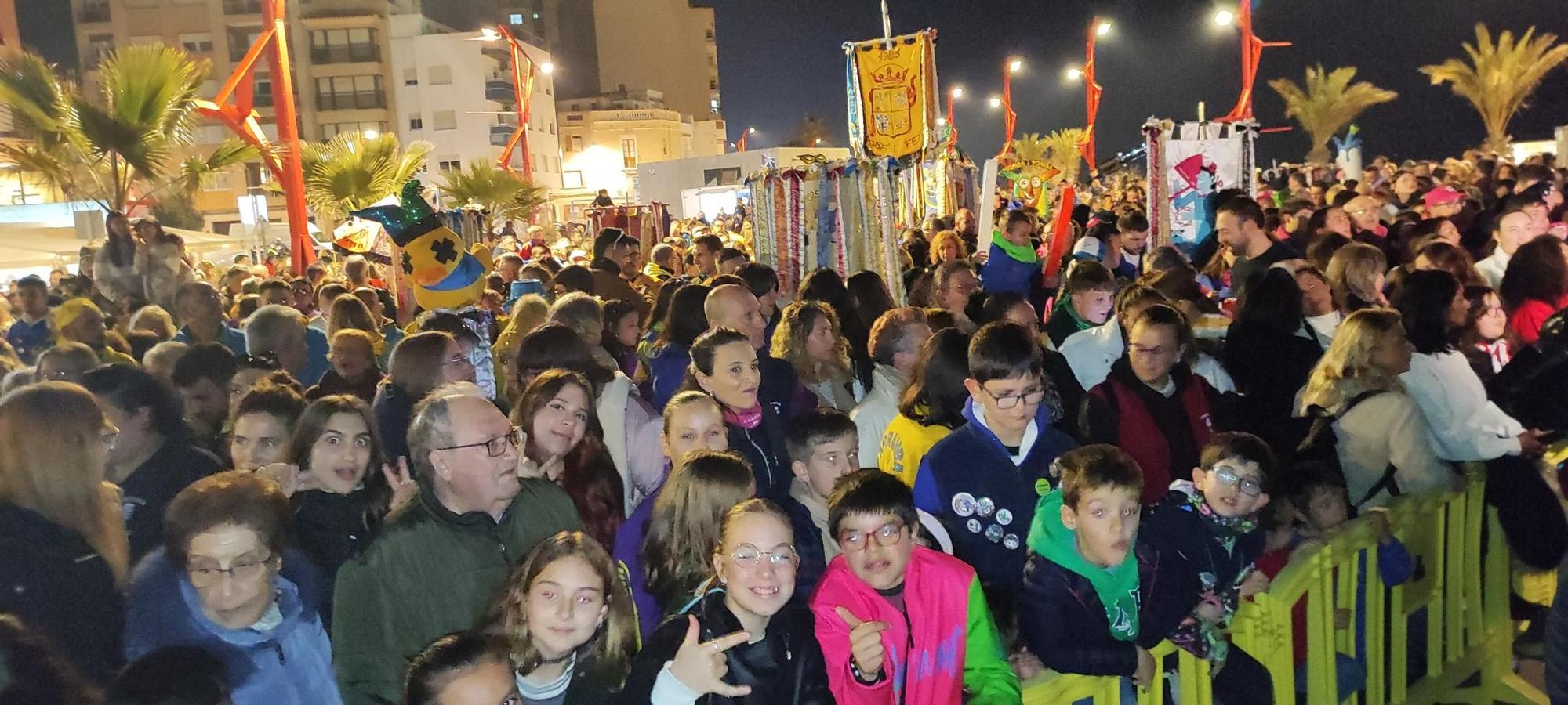 FOTOGALERÍA: Vinaròs arranca los actos de su esperado Carnaval