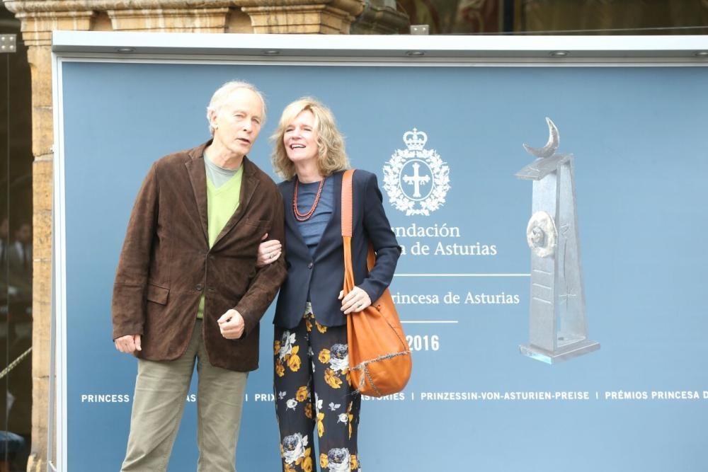 Llegada a Oviedo de RIchard Ford, premio "Princesa de Asturias" de las Letras 2016