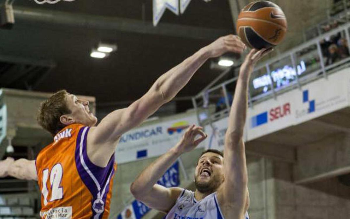 Ivanov trata de frenar a Markovic