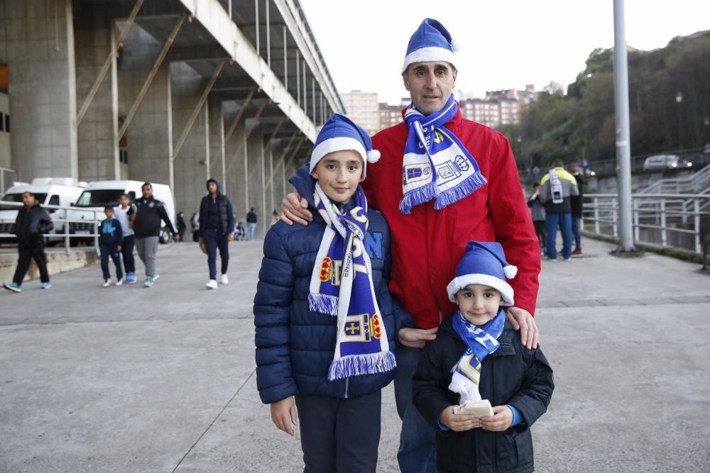 La afición acude a animar al Oviedo ante el Córdoba