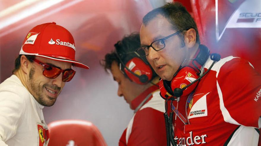 Fernando Alonso y Stefano Domenicali, en su etapa en Ferrari