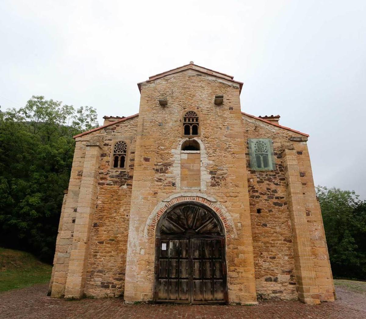 Cuando los coches cercaron el Prerrománico