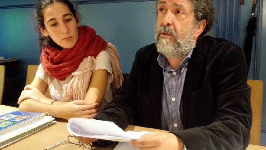 Jimena Varela y Pauliño del Río, ayer, durante su comparecencia.
