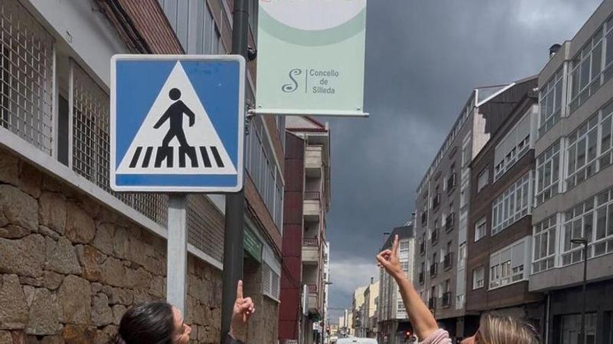 Silleda estrena zonas «Bica e Arranca» para mejorar la fluidez en los accesos a los centros educativos