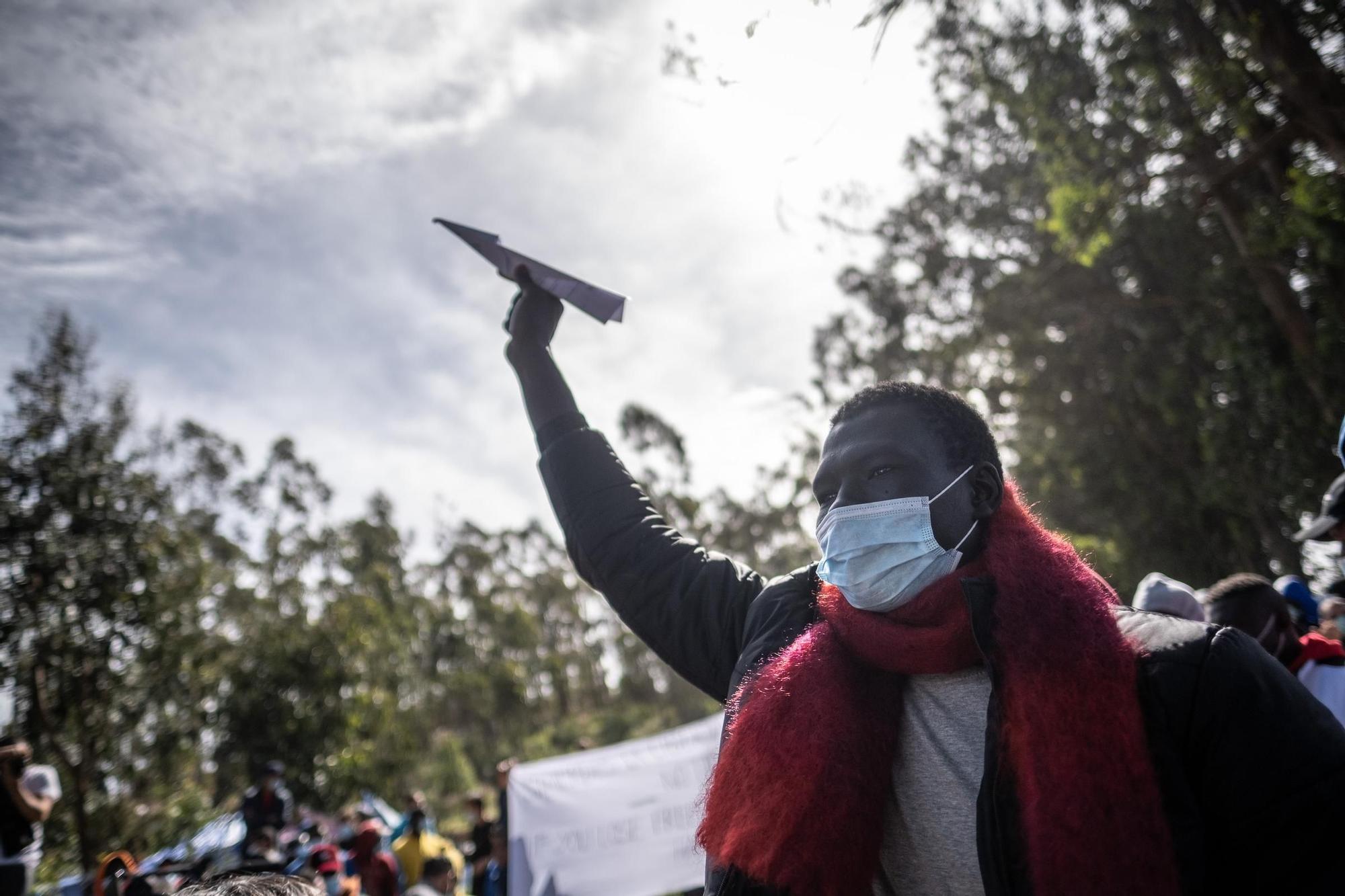 Protestas de migrantes en Las Raíces