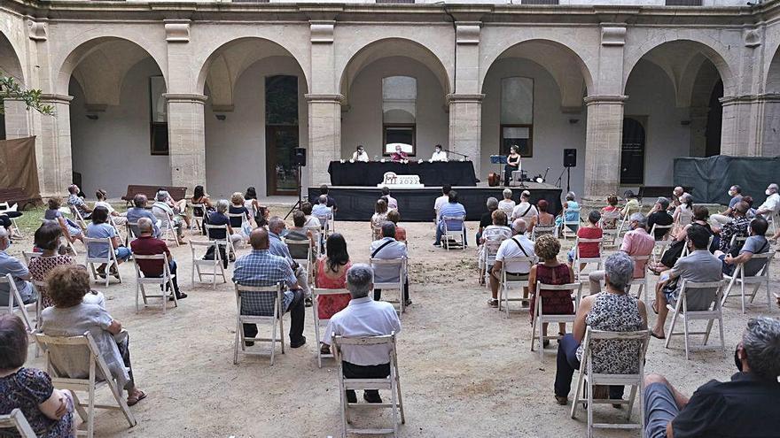 Jaume Bonvehí reivindica el haiku i el Camí Ignasià en la presentació del seu poemari