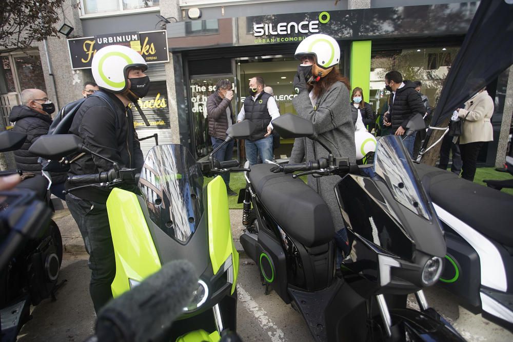 Les motos elèctriques de Silence aterren a Girona.