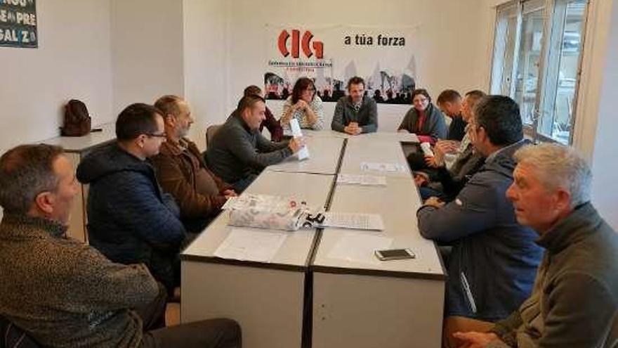 Reunión de Camba, Magariños y López Doce, ayer, con la CIG.