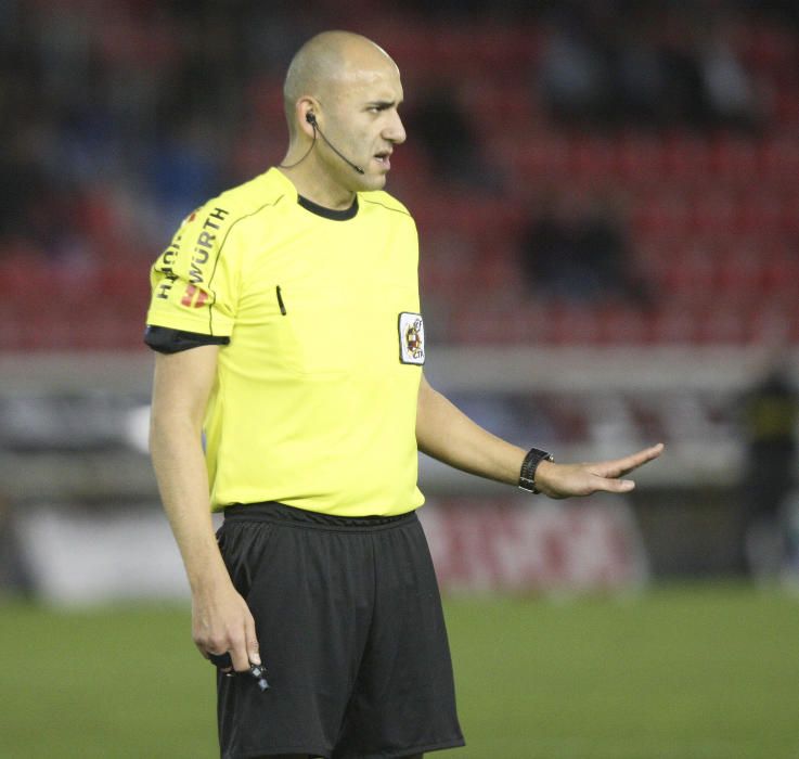 El partido entre el Numancia y el Real Oviedo, en imágenes