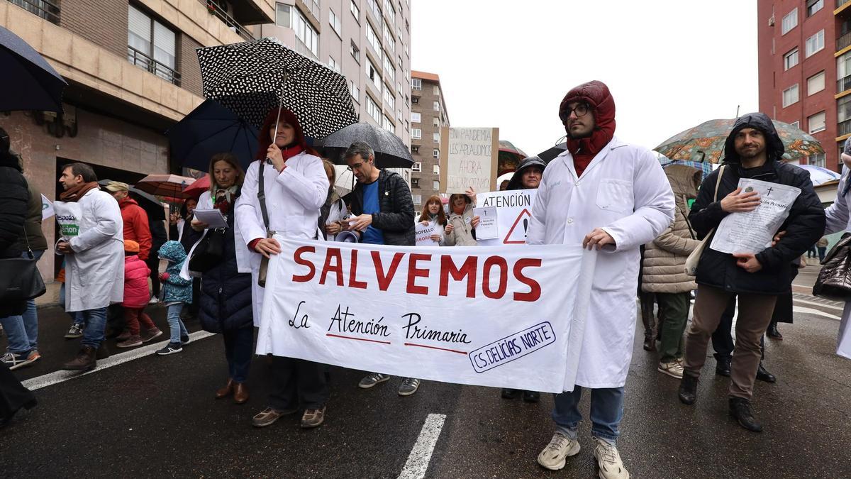 Protesta en la calle contra el 'decretazo' de Bancalero