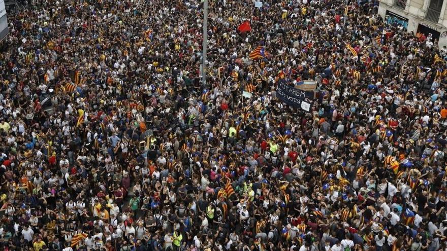 Las protestas desbordan las calles de Cataluña