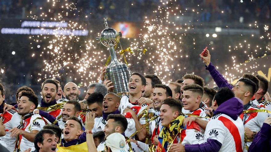 Quintero toca el cielo en Madrid y proclama a River campeón