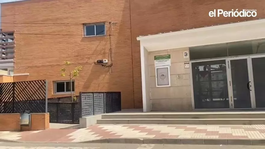 Vídeo | Abatimiento en Calamonte por el robo en el colegio San José
