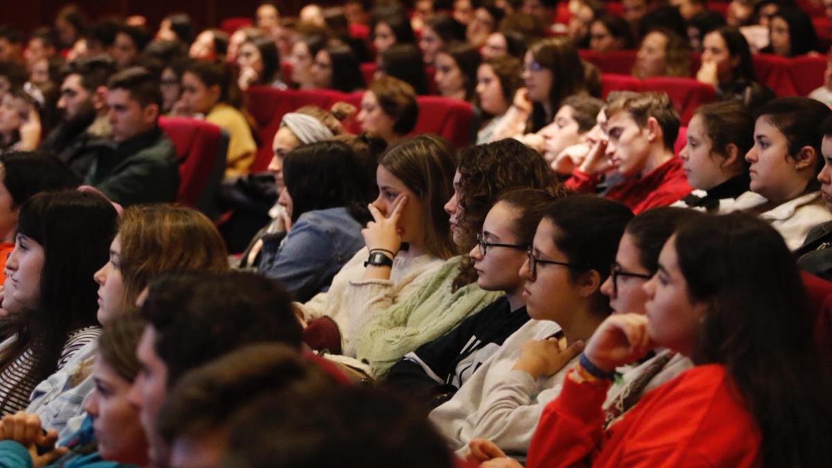 Más de 4.000 alumnos cordobeses buscan su vocación universitaria