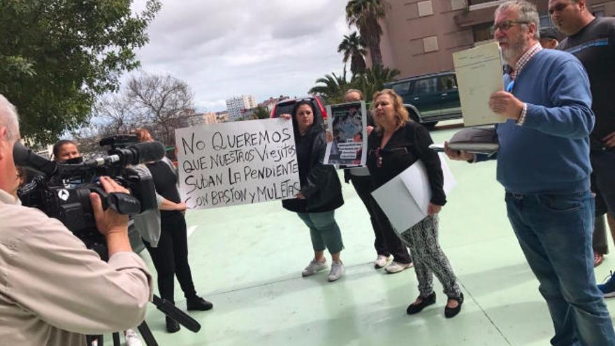 Queja por el aparcamiento en Parque Central