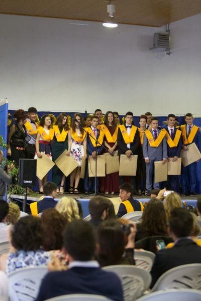 Graduación de alumnos en Poeta Claudio Rodríguez