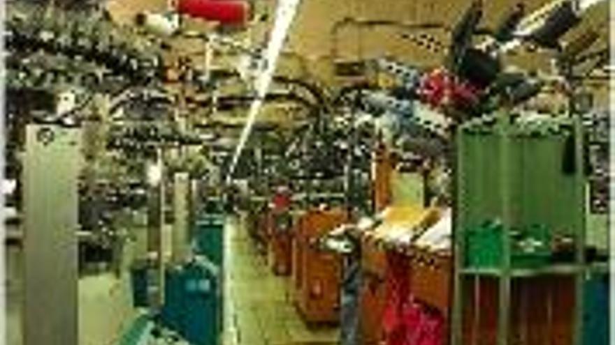 Imatge d&#039;una fàbrica tèxtil catalana.