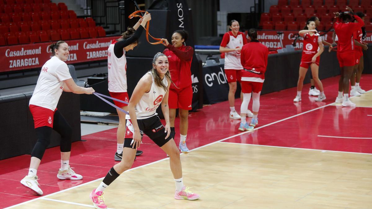 Mariona Ortiz, en el entrenamiento del Casademont Zaragoza antes del partido de Euroliga contra el Mersin.