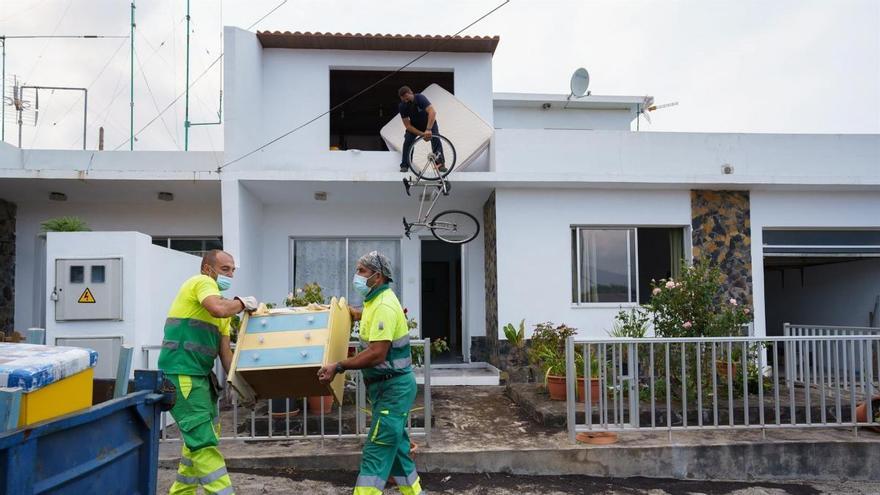 Poco a poco vuelven a sus hogares los afectados por el volcán de La Palma