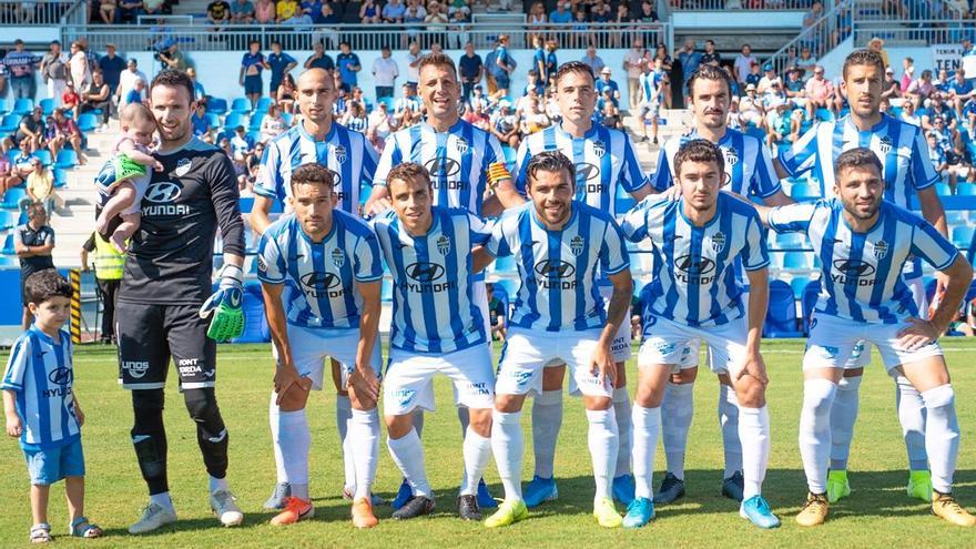 Formación del Atlético Baleares, que jugará por el ascenso en Málaga.