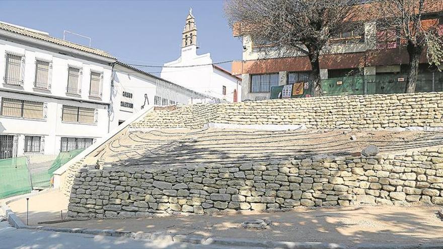 El acceso al castillo encara la última fase de obras