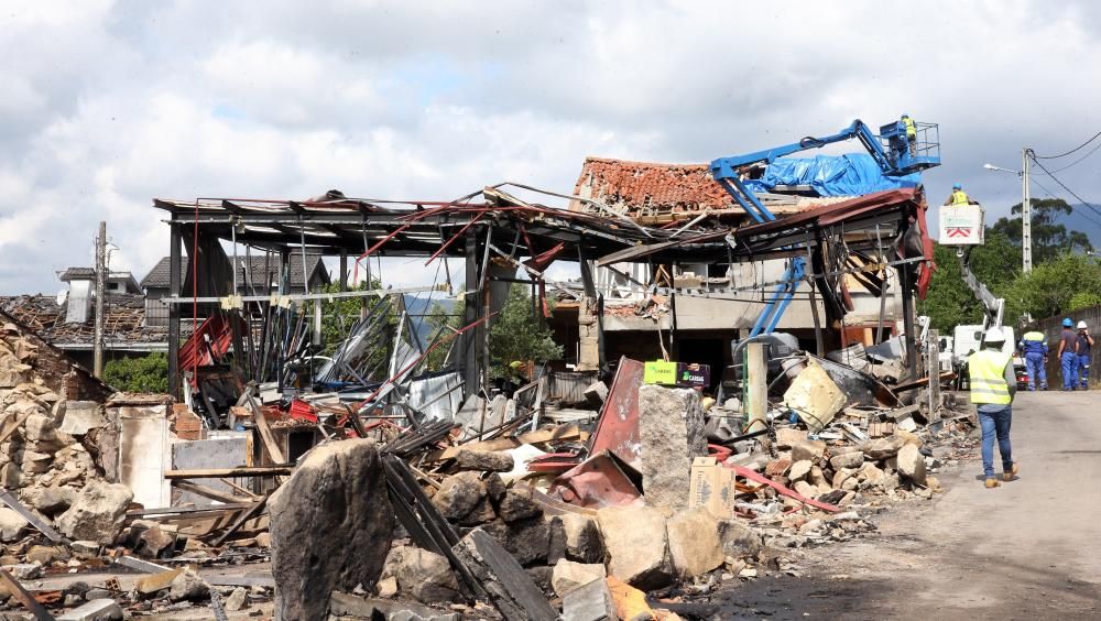 El desescombro de la zona cero deja al descubierto la devastación que causó dos muertos y arrasó una treintena de viviendas.