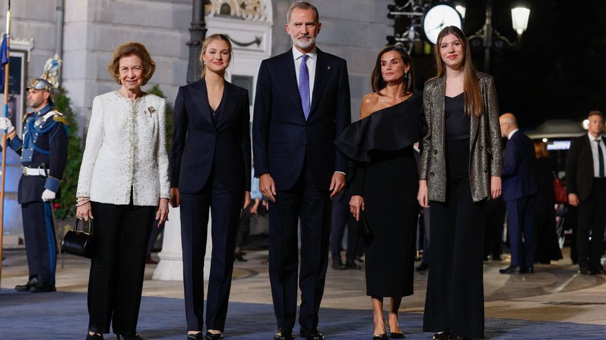 La Familia Real recibe a los &#039;Premios Fin de Grado 2023&#039; de la Universidad de Oviedo