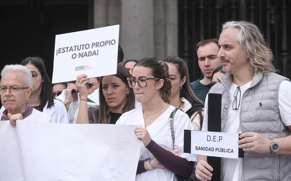 Huelga de médicos en Las Palmas de Gran Canaria (16/03/2026)