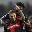 Grimaldo celebrando su gol ante el Werder Bremen