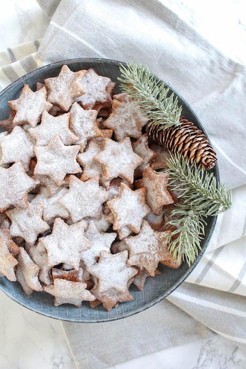 Galletas navideñas de almendra y canela