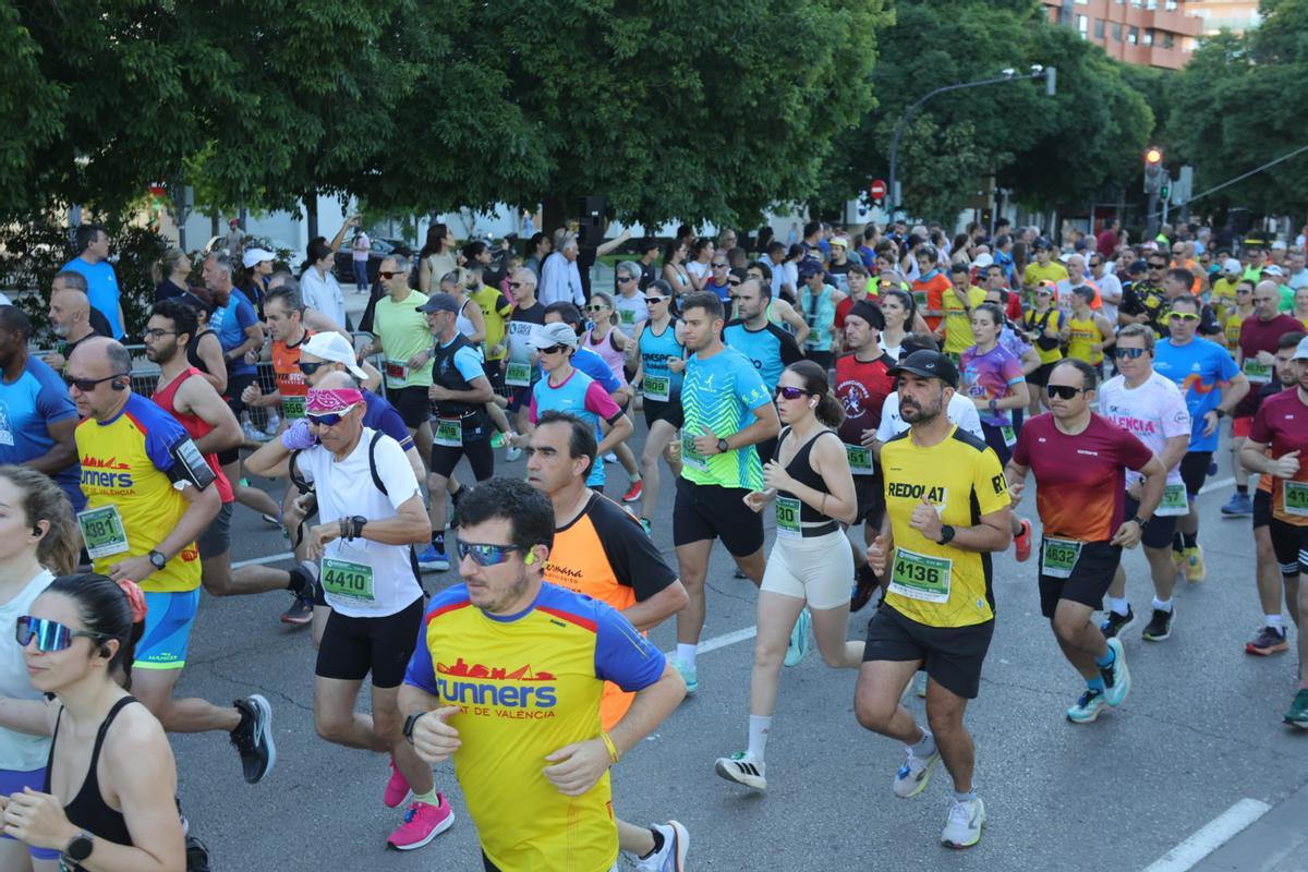Búscate en la carrera Marta Fernández de Castro Búscate en la carrera Marta Fernández de Castro