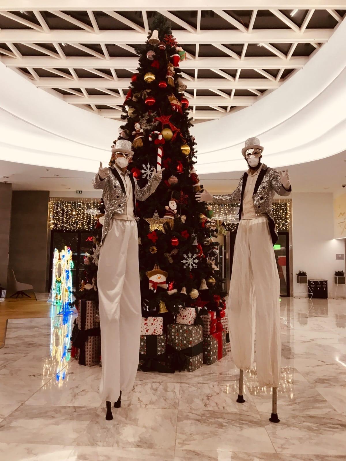 Árbol de Navidad, decoración navideña y mucha magia en Estimar Calpe Suitopía