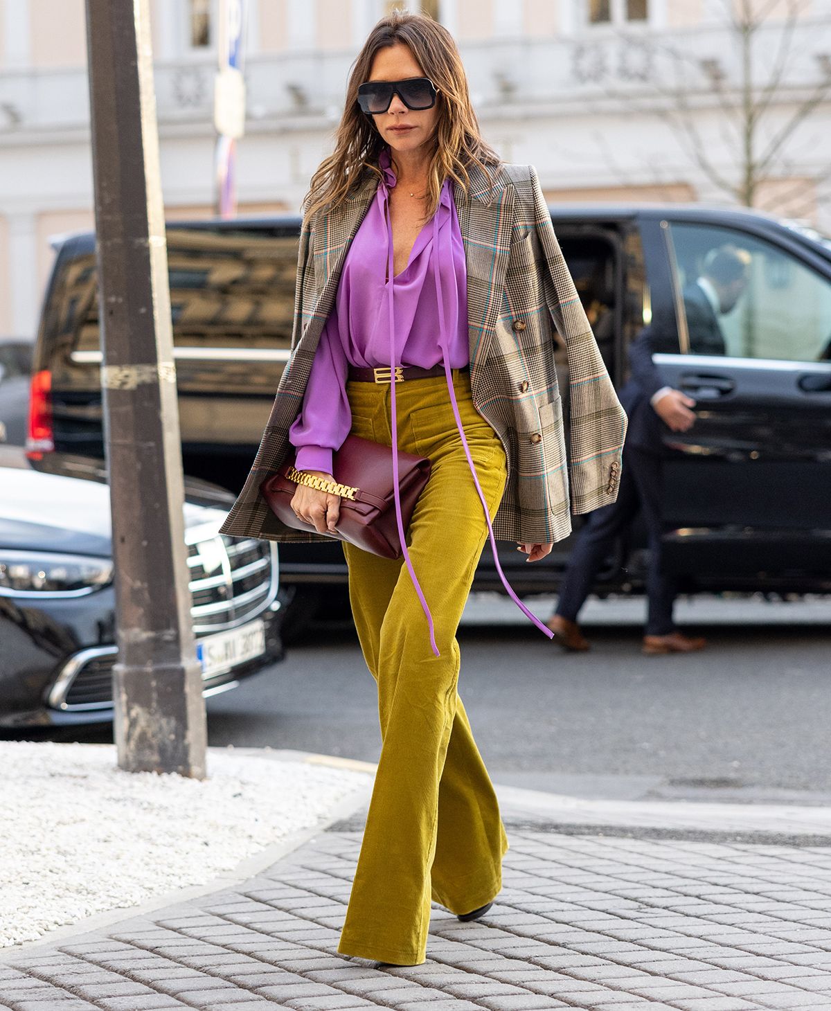 Victoria Beckham en Nueva York con unos pantalones de pata ancha