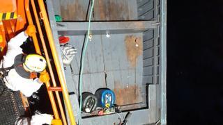 Rescatan a ocho migrantes a bordo de una patera que navegaba cerca de Canarias