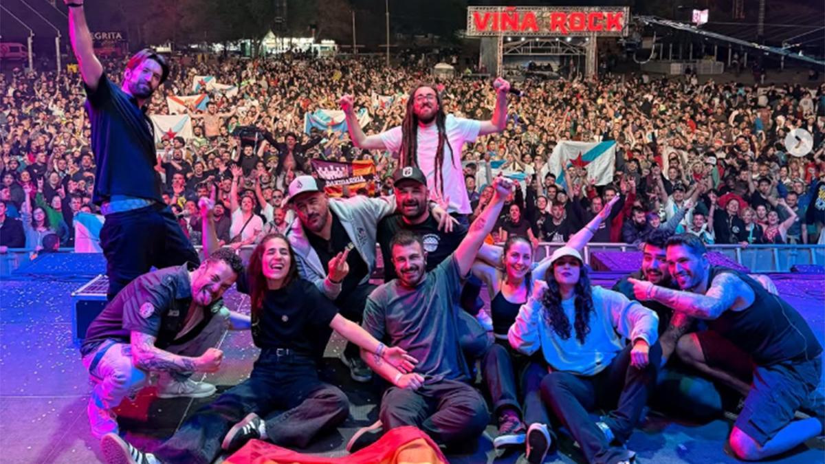 Dakidarría y High Paw, tras acabar su última actuación en el Viña Rock, hace 15 días