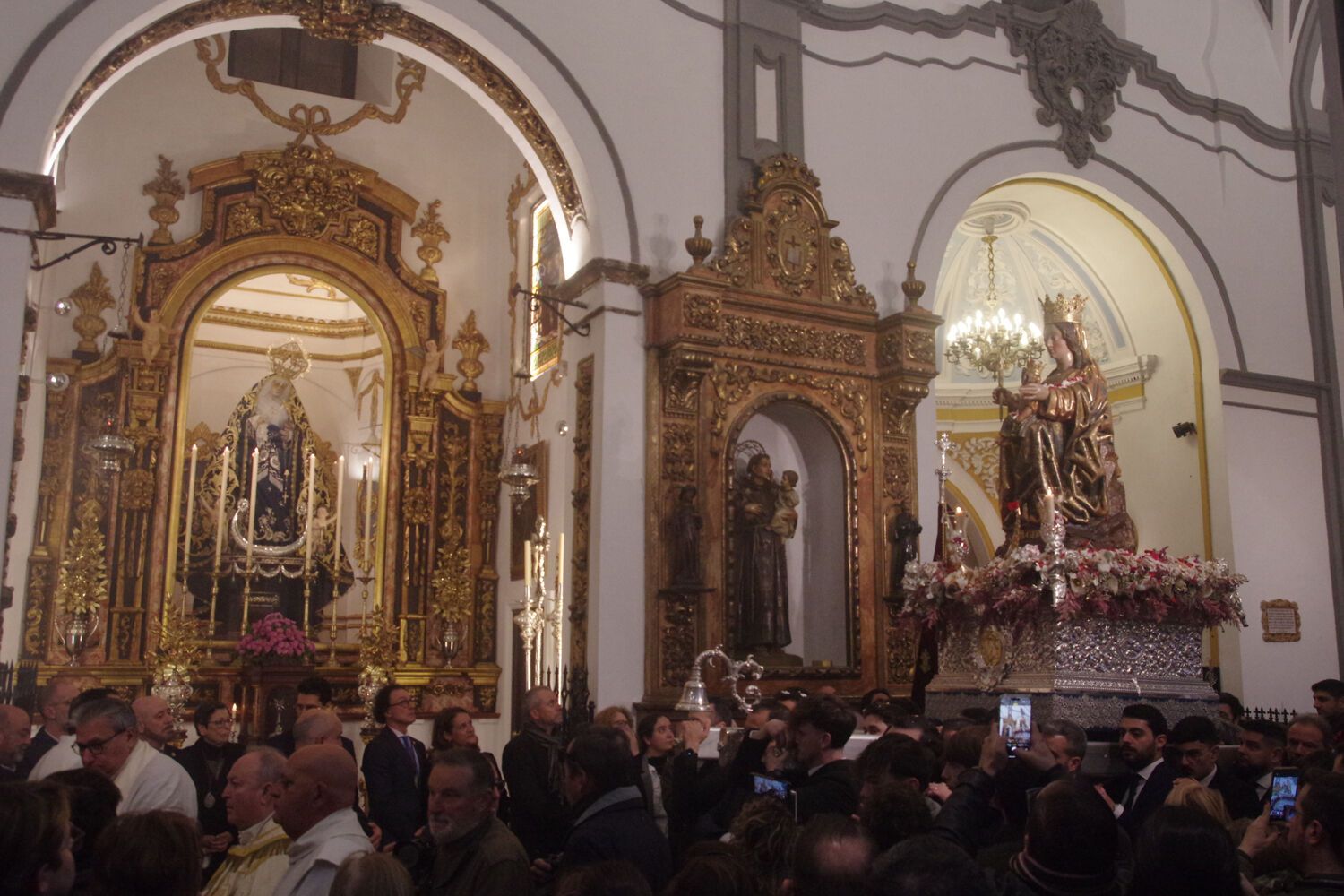 Traslado de la Virgen de la Victoria desde el Carmen hasta San Juan
