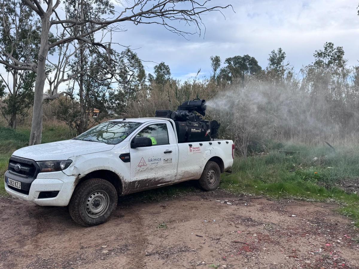 Tratamiento contra los mosquitos en la provincia.