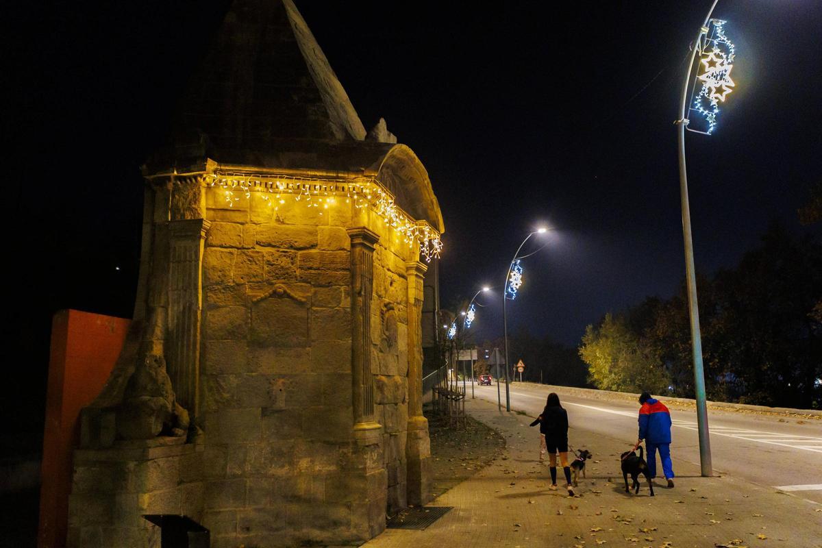 La il·luminació nadalenca de les festes a Manresa