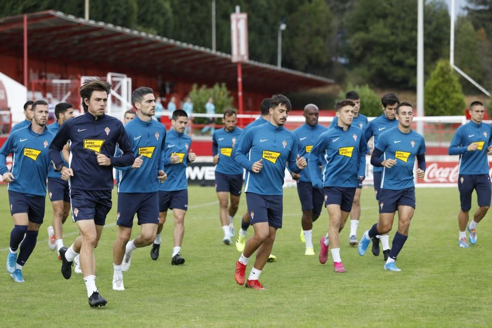 Entrenamiento del Sporting en Mareo.