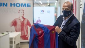 Barcelona     12 12 2020      Deportes     El precandidato a la presidencia del FC Barcelona   Xavi Vilajoana  fotografiado esta manana en su sede electoral en el numero 125 de Rambla de Catalunya   Fotografia de Jordi Cotrina