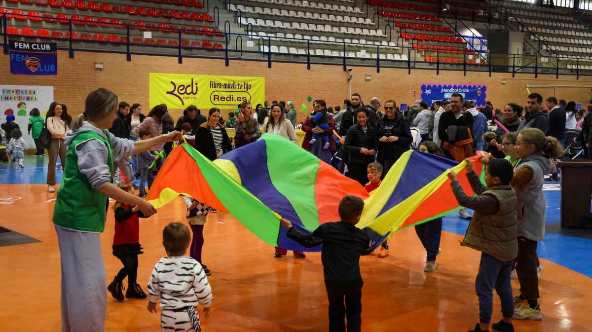 El Carnaval Escolar de Onda, en imágenes