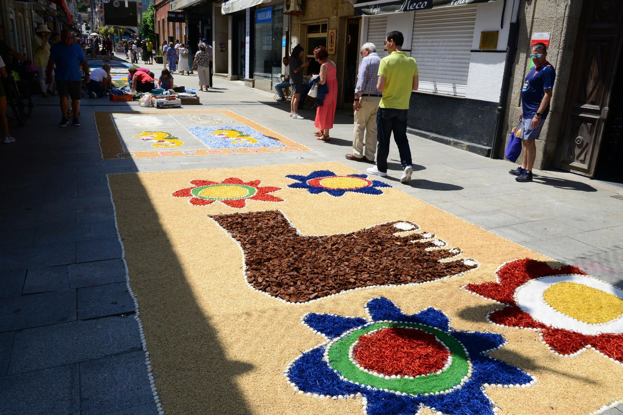 La fiesta de las alfombras florales del Corpus en Bueu (III)