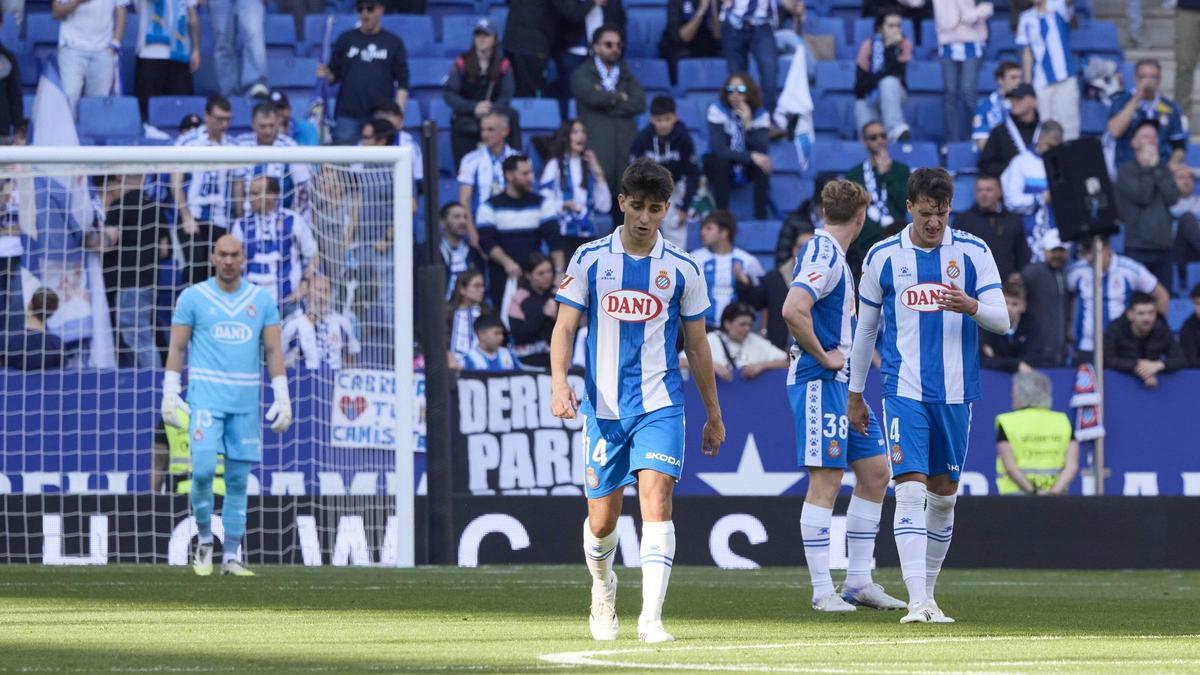 No lo acabo de entender, son cosas que no tienen sentido