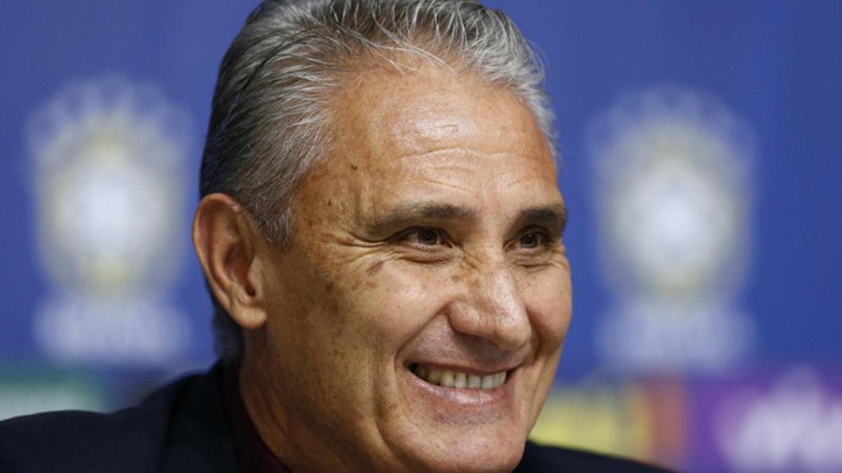 Adenor Leonardo Bacchi, Tite, nuevo seleccionador de Brasil. Debutará contra Ecuador el 1 de septiembre