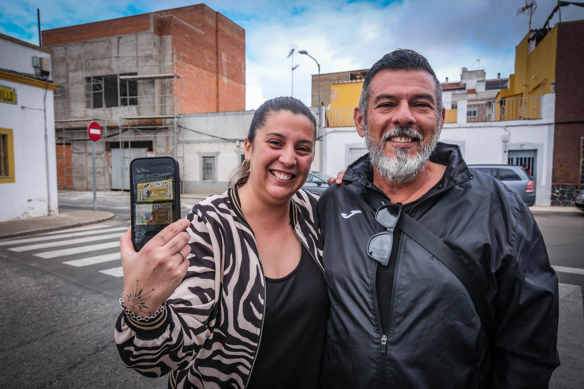 Lluvia de millones en el barrio de San Roque por el sorteo del Día de la Madre de la ONCE