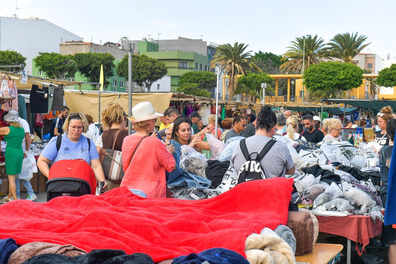 Mercadillo de Vecindario