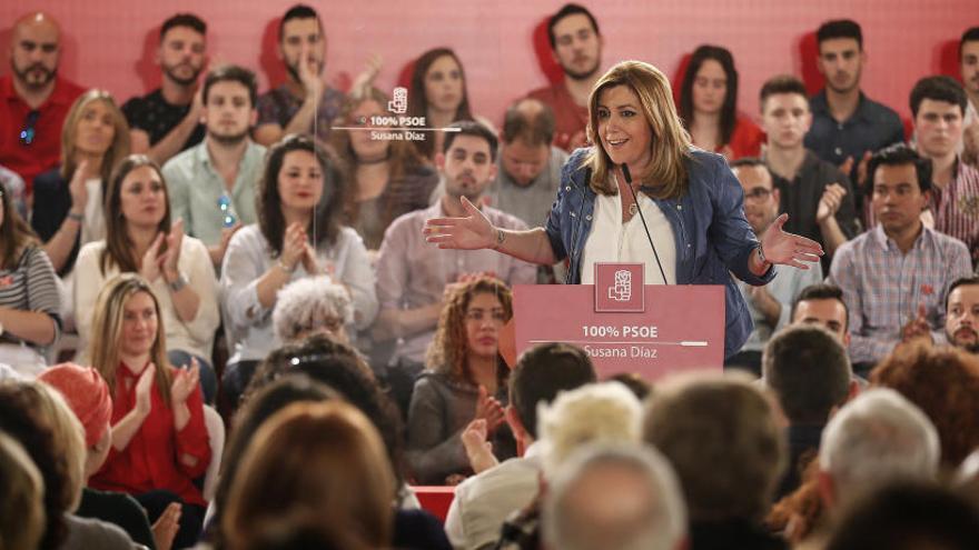 Susana Díaz durante su acto en Camas.